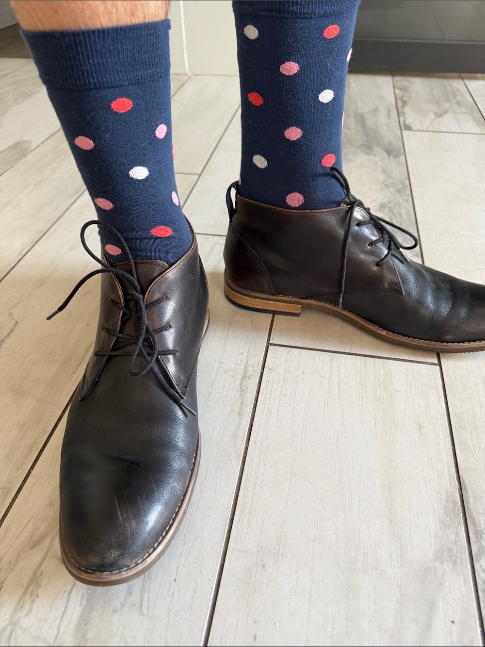 Men’s Pegabo black leather dress shoes/ boots. barely warn 3/4 height.